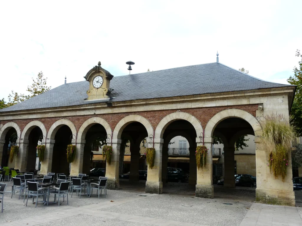 La halle à arcades de Lalinde