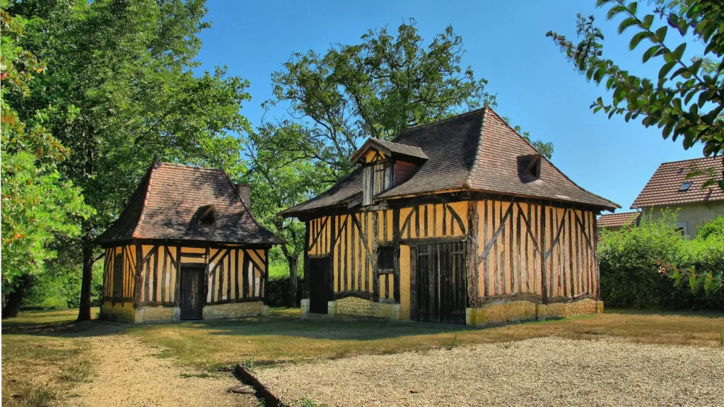 Mussidan — maisons à colombages de tradition doubleaude