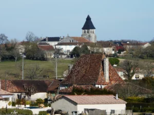 Sorges — le bourg de Sorges et son clocher