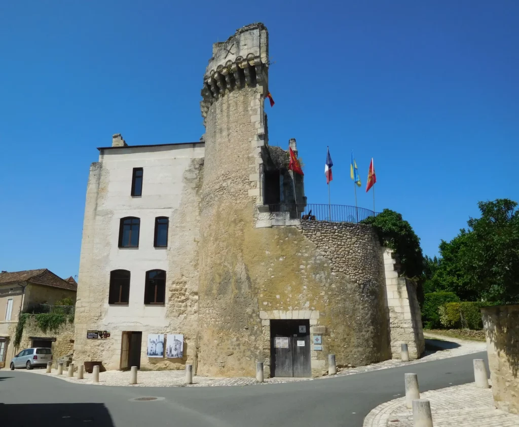 Château de Barrière à Villamblard